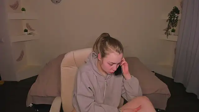 YourMegan online show from 02/09/26, 07:51