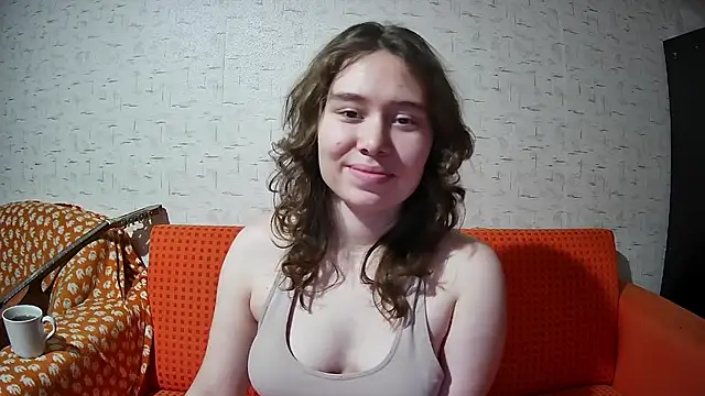 girliemilk online show from 11/30/25, 07:51