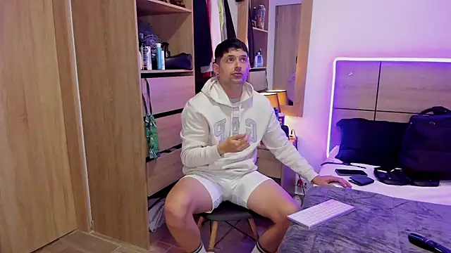 ILoveNYStyle online show from 03/18/25, 10:36