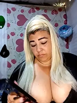 BonniAdams online show from 12/21/25, 02:35