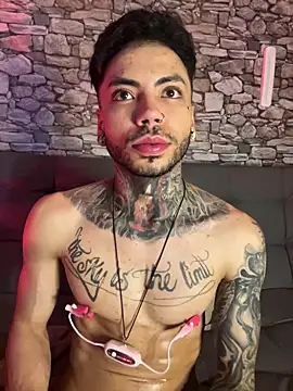 Snapshot of Walker_Thomas1 chatting on 03/15/25, 10:11 Walker Thomas1 online show from 03/15/25, 10:11