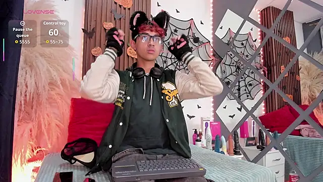 Allen Starck online show from 10/14/25, 02:34