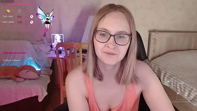 Agatha Mott online show from 11/16/25, 02:17