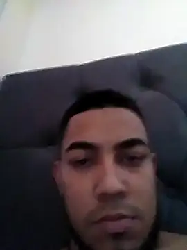 Elgroney23 online show from 02/04/25, 08:28