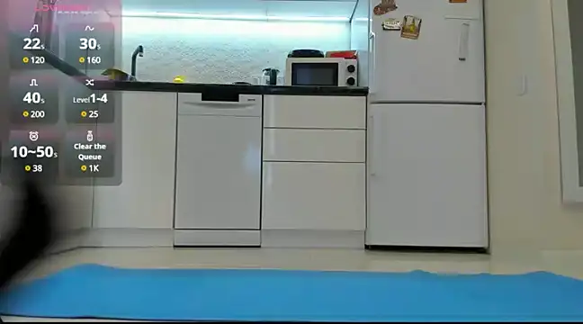 Snapshot of Katya_yoga chatting on 02/15/25, 05:41 Katya yoga online show from 02/15/25, 05:41