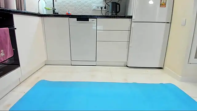 Snapshot of Katya_yoga chatting on 09/30/25, 03:55 Katya yoga online show from 09/30/25, 03:55