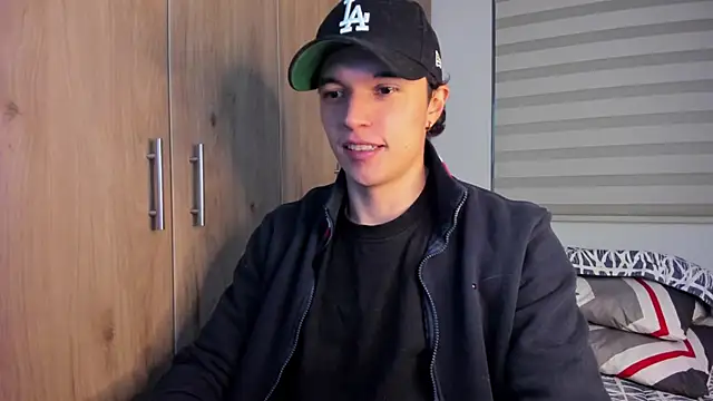 Snapshot of Mastrangelo_xxx chatting on 10/03/25, 01:24 Mastrangelo xxx online show from 10/03/25, 01:24