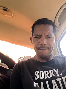 Snapshot of Renato571 chatting on 09/23/25, 01:25 Renato571 online show from 09/23/25, 01:25