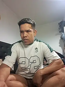 liamlara online show from 09/14/25, 05:06