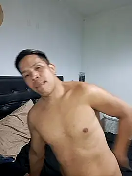 liamlara online show from 09/20/25, 02:01