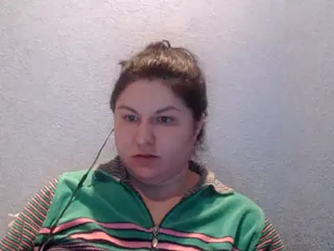 Snapshot of KiraSwee chatting on 01/24/25, 06:35 KiraSwee online show from 01/24/25, 06:35