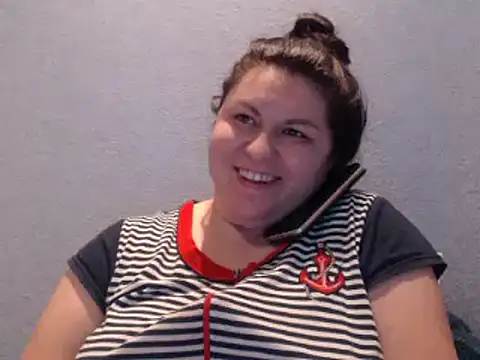 Snapshot of KiraSwee chatting on 01/29/25, 06:18 KiraSwee online show from 01/29/25, 06:18