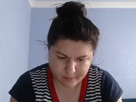 Snapshot of KiraSwee chatting on 01/30/25, 01:10 KiraSwee online show from 01/30/25, 01:10