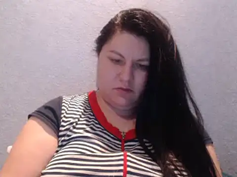 Snapshot of KiraSwee chatting on 02/23/25, 05:50 KiraSwee online show from 02/23/25, 05:50