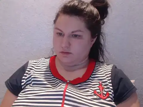 Snapshot of KiraSwee chatting on 02/28/25, 06:31 KiraSwee online show from 02/28/25, 06:31