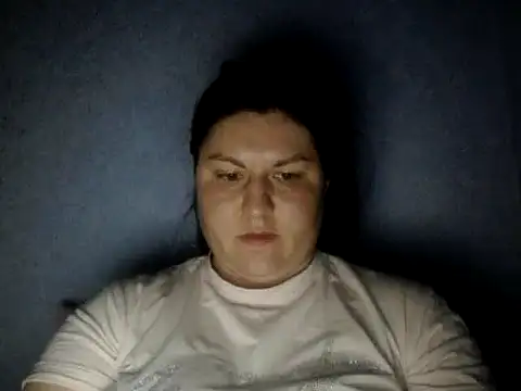 Snapshot of KiraSwee chatting on 03/13/25, 07:50 KiraSwee online show from 03/13/25, 07:50