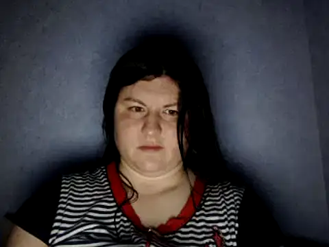 Snapshot of KiraSwee chatting on 03/14/25, 10:05 KiraSwee online show from 03/14/25, 10:05