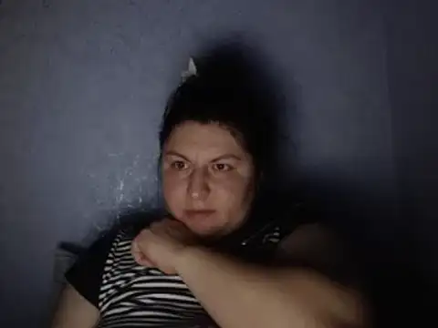 Snapshot of KiraSwee chatting on 09/21/25, 06:20 KiraSwee online show from 09/21/25, 06:20