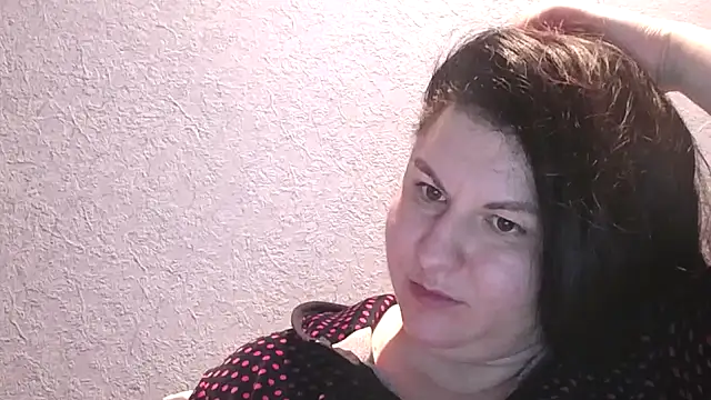 Snapshot of KiraSwee chatting on 11/30/25, 05:28 KiraSwee online show from 11/30/25, 05:28