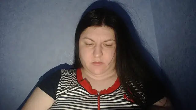 KiraSwee online show from 01/17/26, 02:33