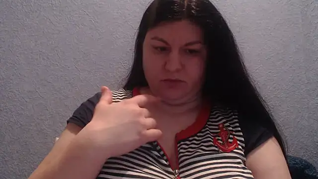 KiraSwee online show from 01/18/26, 07:06