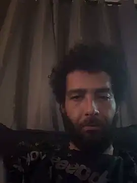 Snapshot of Damien55 chatting on 09/27/25, 04:28 Damien55 online show from 09/27/25, 04:28