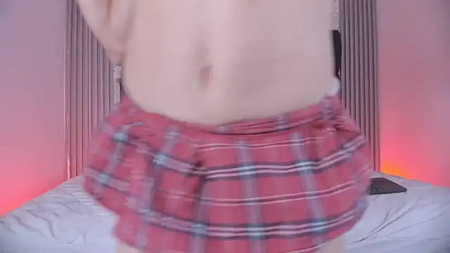 Snapshot of Ashlyaurora chatting on 04/07/26, 04:35 Ashlyaurora online show from 04/07/26, 04:35