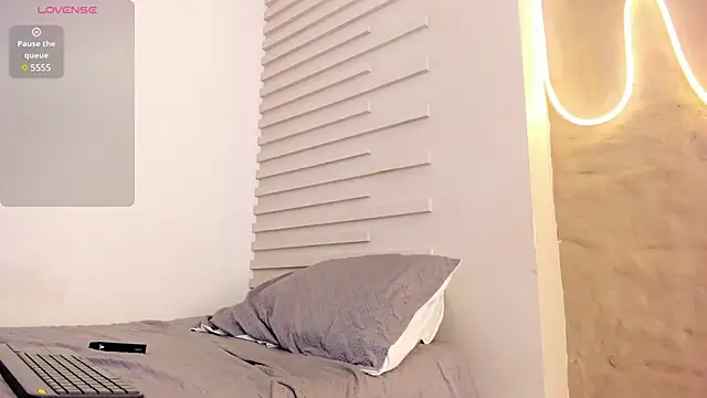 Snapshot of Demy_Ruiz chatting on 02/27/25, 07:55 Demy Ruiz online show from 02/27/25, 07:55