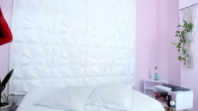 Snapshot of Demy_Ruiz chatting on 03/15/25, 04:57 Demy Ruiz online show from 03/15/25, 04:57