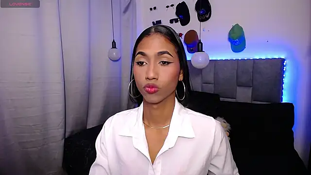 Alissemasiel online show from 11/28/25, 10:34