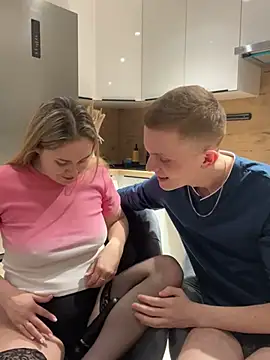 alisanikita online show from 03/15/25, 03:59