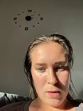 alisanikita online show from 09/29/25, 12:10