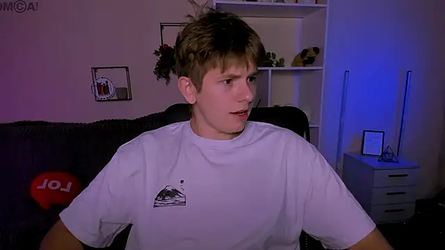 jimmie hot online show from 10/08/25, 01:20