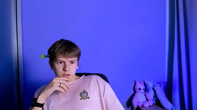 jimmie hot online show from 10/18/25, 01:56