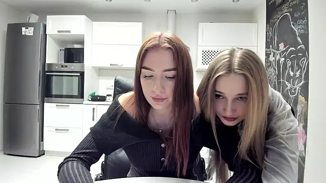 Snapshot of lisenok chatting on 11/26/25, 07:26 lisenok online show from 11/26/25, 07:26