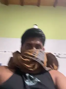 sixinchespaka online show from 02/16/25, 12:08