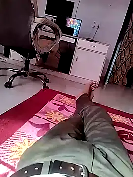 Snapshot of apnasare chatting on 03/16/26, 10:30 apnasare online show from 03/16/26, 10:30