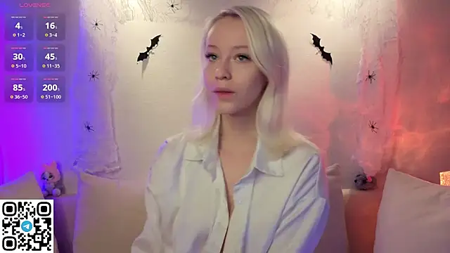 Anadeyaaa online show from 10/30/25, 12:56