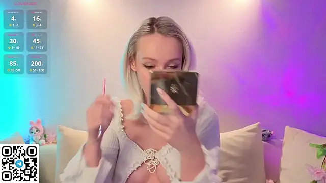 Anadeyaaa online show from 11/09/25, 11:03