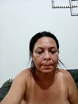 Snapshot of thefuckingowneroftits chatting on 04/26/26, 06:55 thefuckingowneroftits online show from 04/26/26, 06:55