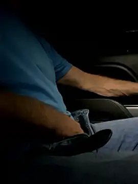 Snapshot of hintly chatting on 01/13/26, 12:54 hintly online show from 01/13/26, 12:54