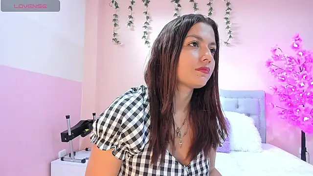 littletammy4u  online show from 10/09/25, 12:36