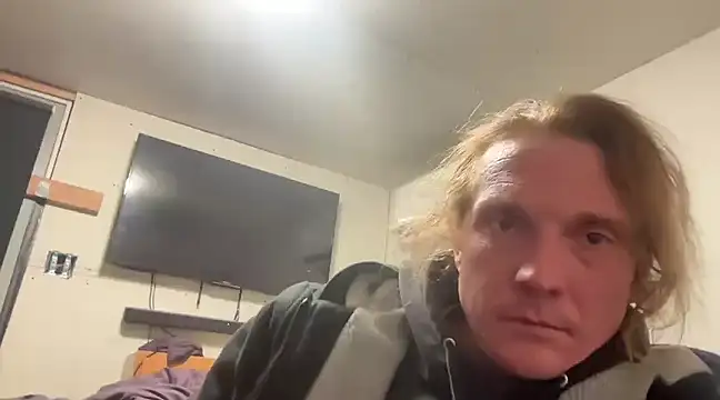 Snapshot of redone8in chatting on 02/04/25, 03:54 redone8in online show from 02/04/25, 03:54