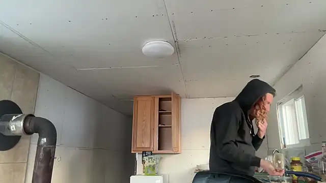 Snapshot of redone8in chatting on 02/06/25, 05:40 redone8in online show from 02/06/25, 05:40