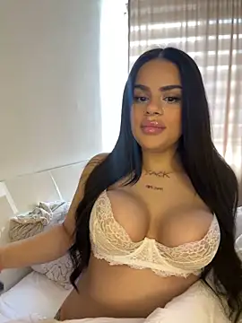 mrsbellanova online show from 10/08/25, 12:36