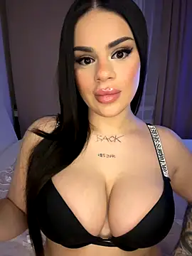 mrsbellanova online show from 11/13/25, 10:41