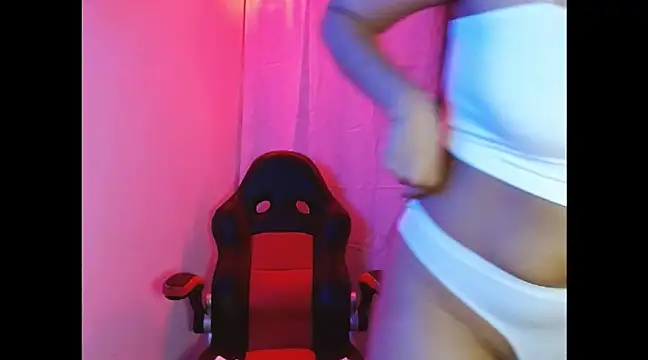 SallyWhitee online show from 03/08/25, 06:32