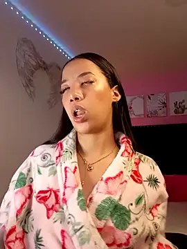 SallyWhitee online show from 02/24/26, 04:32