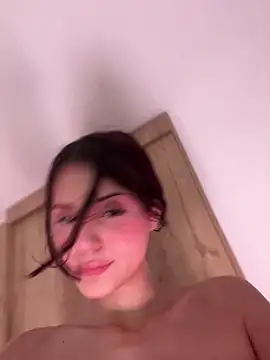 Snapshot of AngelRuby chatting on 03/08/26, 02:04 AngelRuby online show from 03/08/26, 02:04