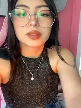 Snapshot of Valu_euphoria chatting on 03/08/26, 07:06 Valu euphoria online show from 03/08/26, 07:06